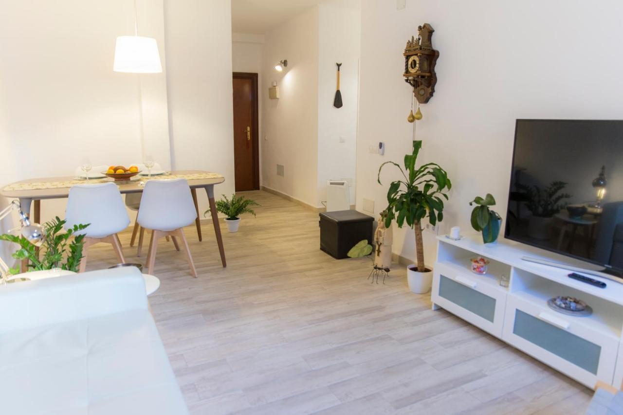 Apartmán Daoiz 8 Màlaga Exteriér fotografie