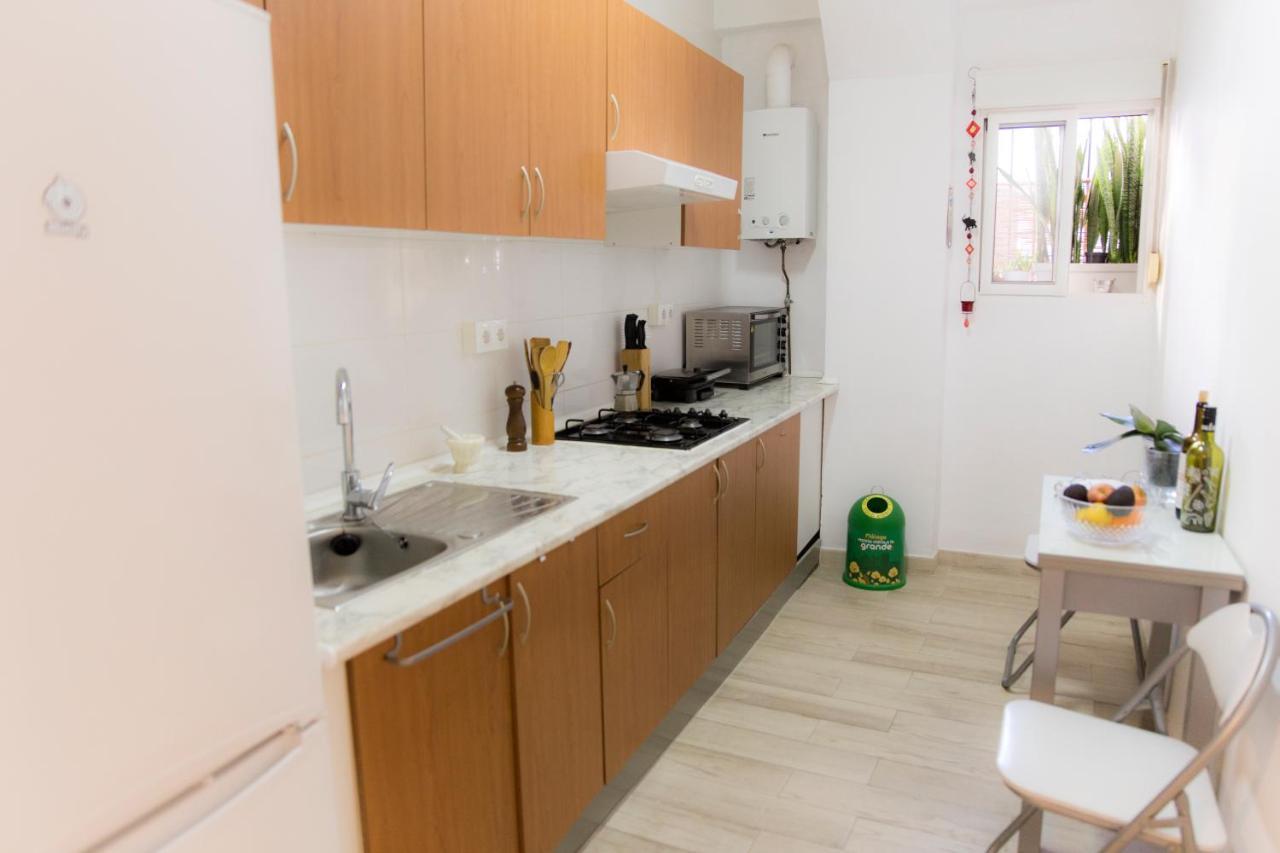 Apartmán Daoiz 8 Màlaga Exteriér fotografie